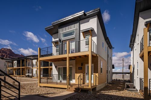 2910 E Desert Sol Ct, Moab, UT, 84532-6148 | Card Image