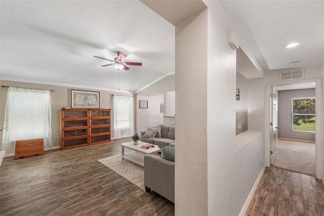 7103 Bridgeview Dr, House other with 3 bedrooms, 2 bathrooms and null parking in WESLEY CHAPEL FL | Image 18