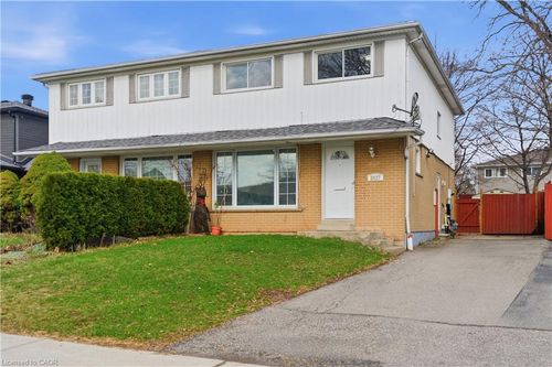 2637 Altadena Crt, Mississauga, ON, L5K1G1 | Card Image