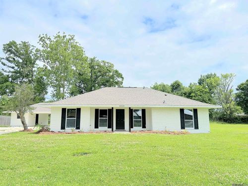 10126 Lake Park Ave, Gonzales, LA, 70737-7946 | Card Image