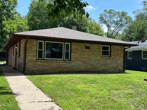 1103 Irving Ave, Rockford, IL, 61101-5762 | Card Image