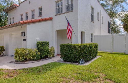 5606 Samter Ct, TAMPA, FL, 33611-4300 | Card Image