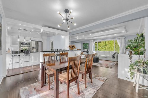 4380 Woodcrest Rd, West Vancouver, BC, V7S2W1 | Card Image