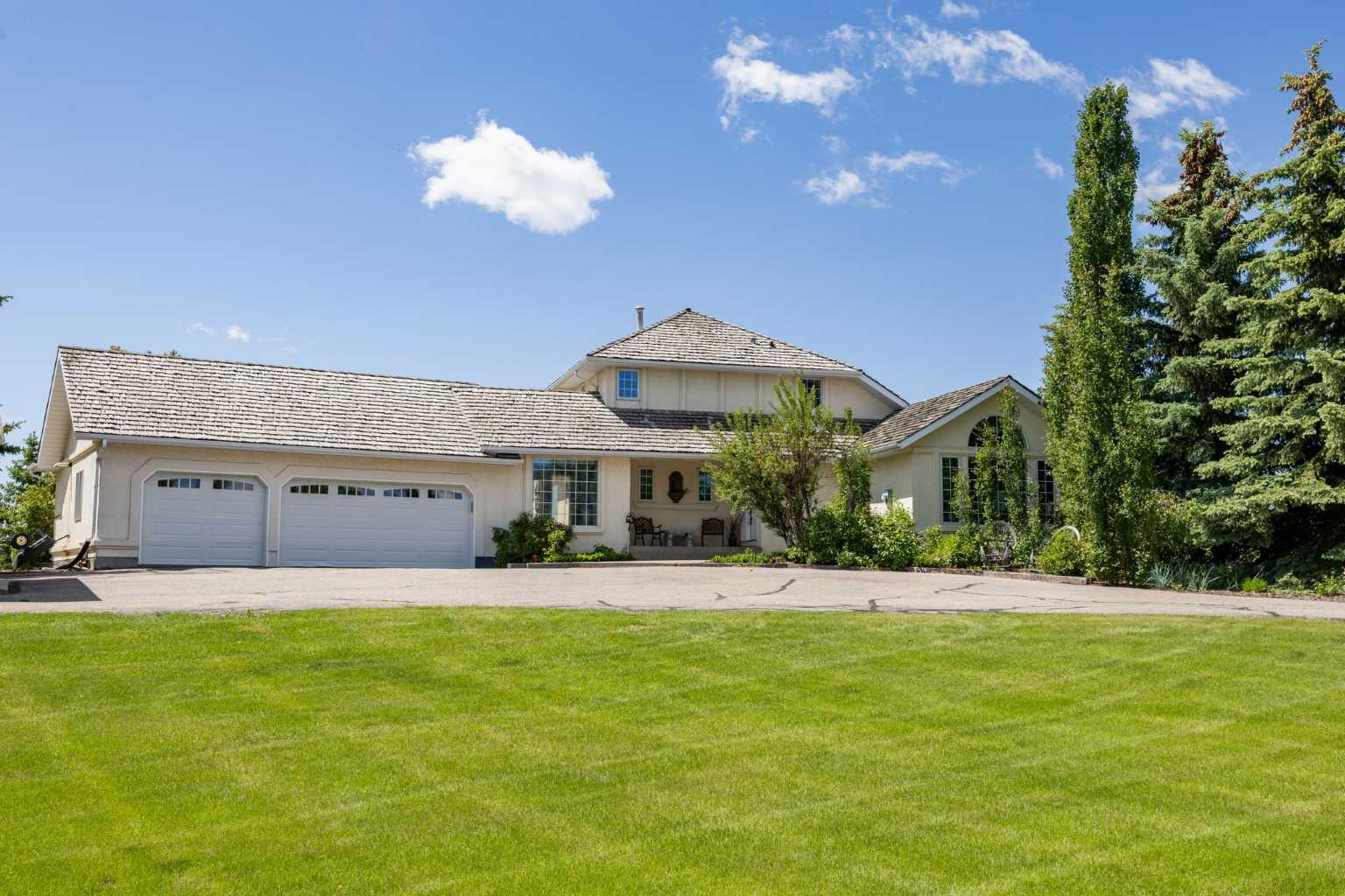 Residential in Rural Rocky View County 3