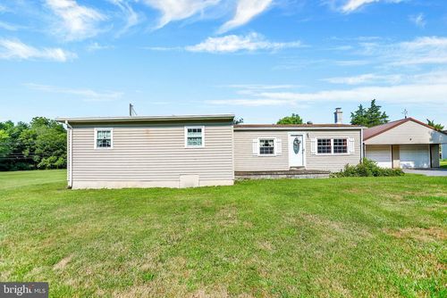 617 S Deodate Road, MIDDLETOWN, PA, 17057 | Card Image