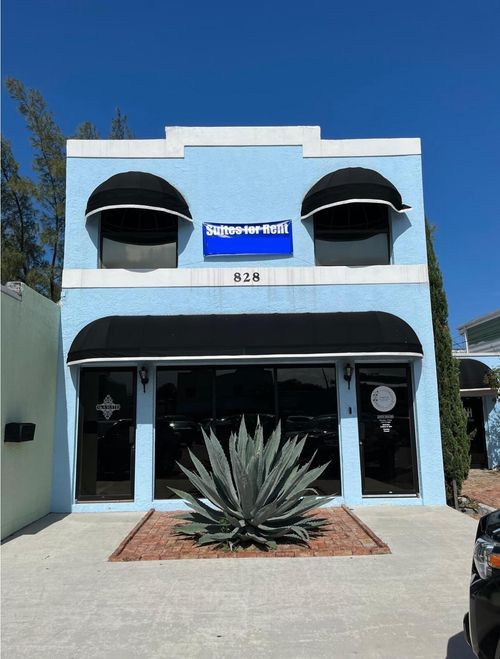 828 Se 8th Ave, Deerfield Beach, FL, 33441-5610 | Card Image