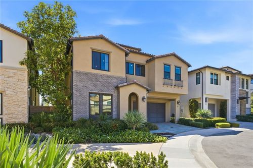 17 Ponte, Lake Forest, CA, 92630-7046 | Card Image