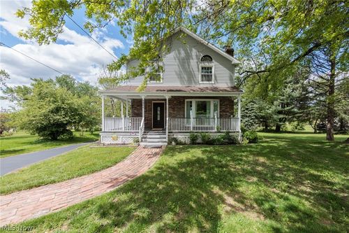 1984 Turkeyfoot Lake Rd, Barberton, OH, 44203-4809 | Card Image