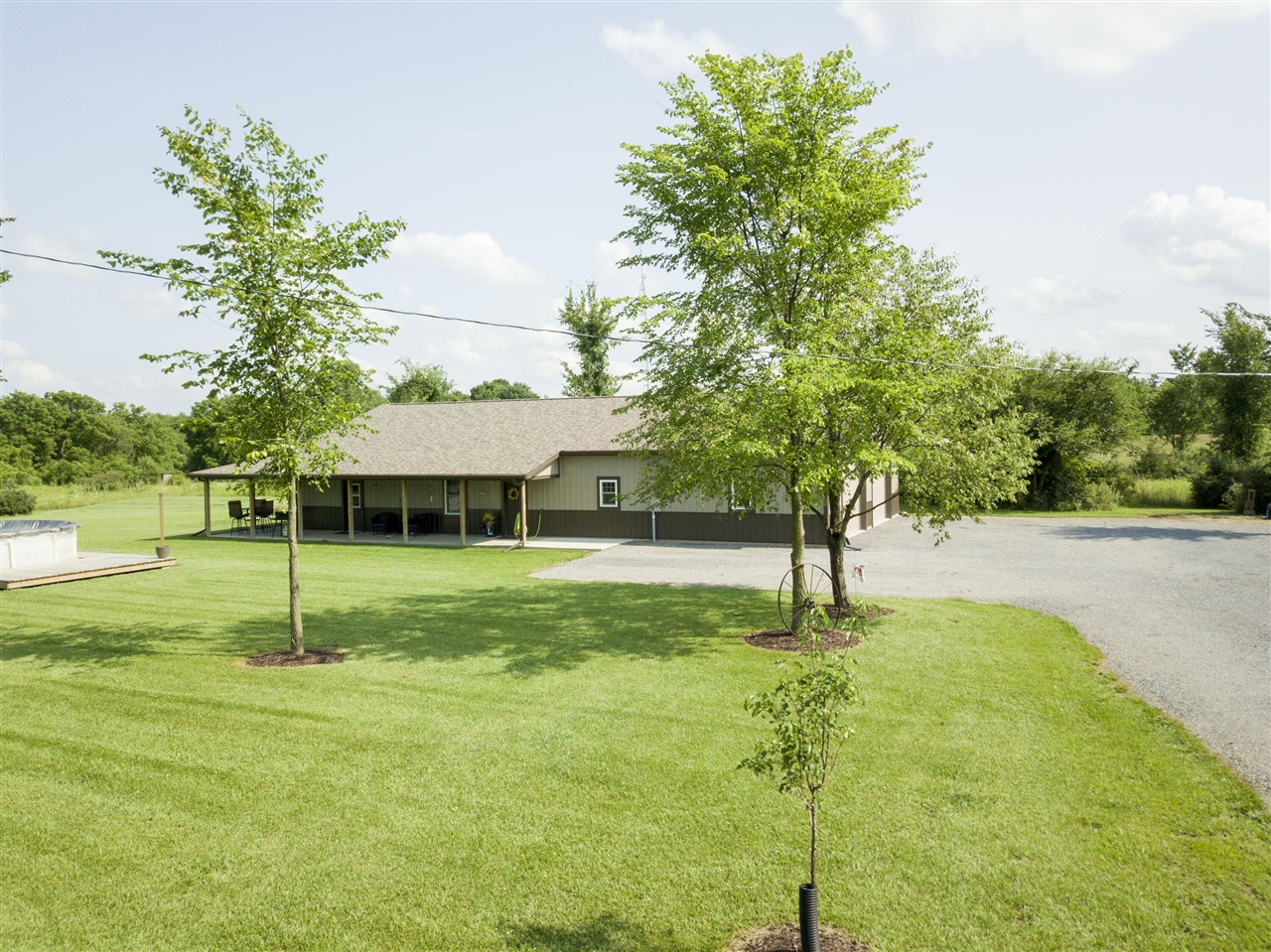 Waldron Rd, Pittsford, MI 49271