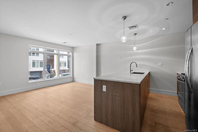 156 Beach 5 Th St, Home with 0 bedrooms, 1 bathrooms and null parking in Far Rockaway NY | Image 13