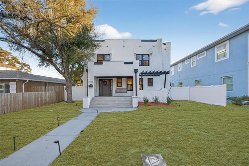 6566 1st Ave S, ST PETERSBURG, FL, 33707-1304 | Card Image