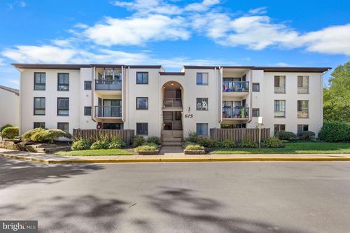 apt-t4-615 Center St, HERNDON, VA, 20170-5011 | Card Image