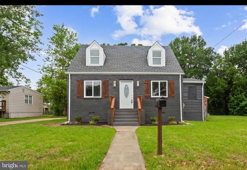 2811 Lakehurst Ave, DISTRICT HEIGHTS, MD, 20747-3523 | Card Image