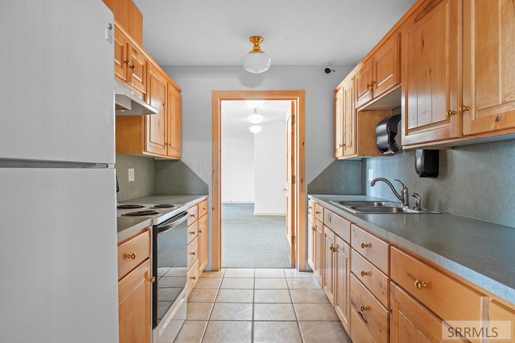 Commercial Sale in Ammon 4