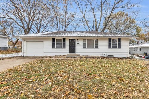 10117 White Avenue, Kansas City, MO, 64134 | Card Image