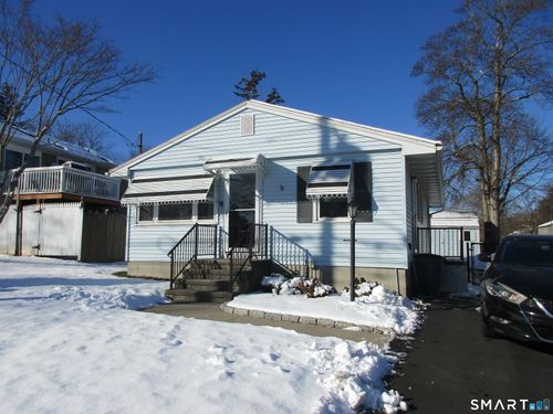 50 Dale St, East Haven, CT, 06513-1615 | Card Image