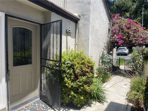2809 Park Vista Ct, Fullerton, CA, 92835-2910 | Card Image