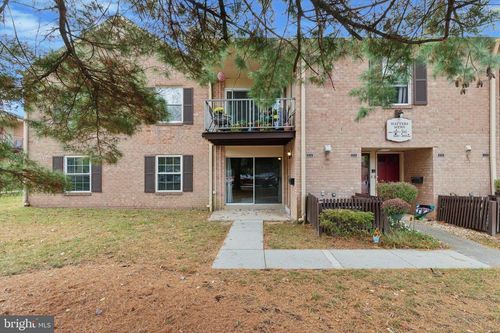 232 Old Forge Xing, DEVON, PA, 19333-1122 | Card Image