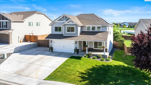 4712 Santa Cruz, Pasco, WA, 99301 | Card Image