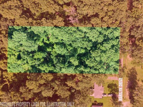 129 Marilyn St, Lumberton, TX, 77657-9614 | Card Image