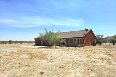 56765 W Papago Road, House other with 4 bedrooms, 2 bathrooms and null parking in Maricopa AZ | Image 3