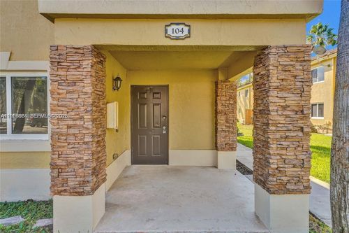 104-3398 Ne 9th Dr, Homestead, FL, 33033-5364 | Card Image