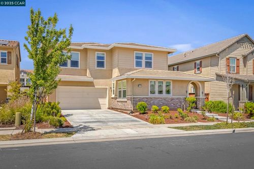 589 W Huntington Ave, Mountain House, CA, 95391-1433 | Card Image
