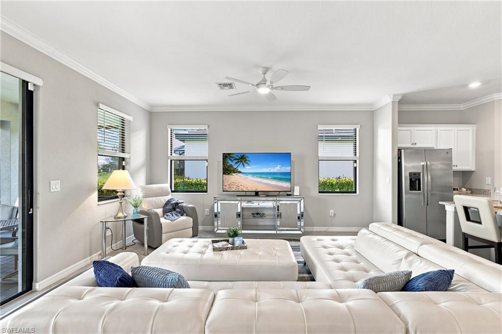 Residential in ESTERO 5