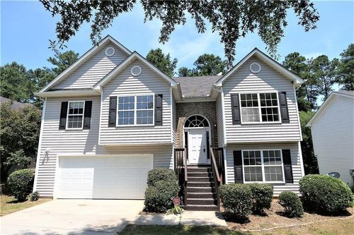 1435 Stephens Pond Vw, Loganville, GA, 30052-8757 | Card Image