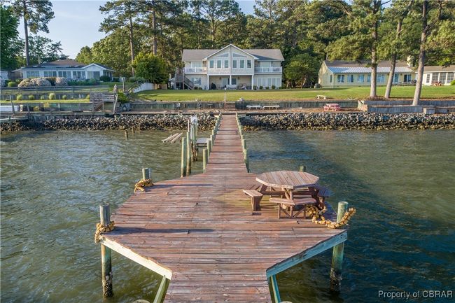 335 Berryville Shores Dr, House other with 3 bedrooms, 2 bathrooms and null parking in Deltaville VA | Image 23