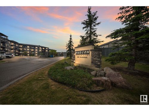423-5951 165 Ave Nw, Edmonton, AB, T5Y0J6 | Card Image
