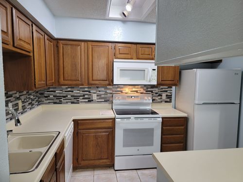 apt-2824-1104 Horizon Trl, Arlington, TX, 76011-2925 | Card Image