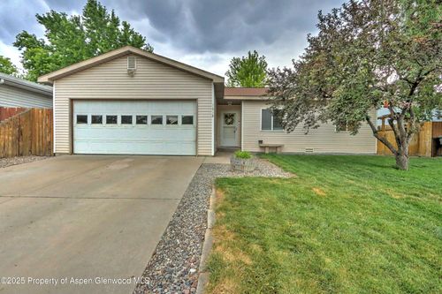 1618 Grand Ave, Silt, CO, 81652-8854 | Card Image