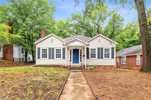 1915 W Academy Street, Winston-Salem, NC, 27103 | Card Image