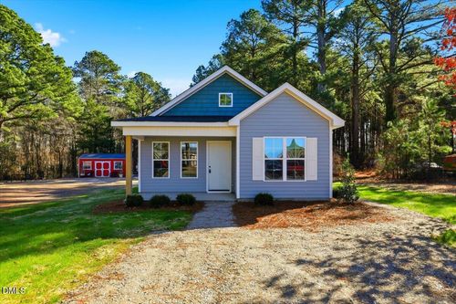 215 N Lumber St, Nashville, NC, 27856-1729 | Card Image