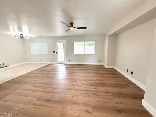 224 Wicked Wedge Way, Las Vegas, NV, 89148-2691 | Card Image