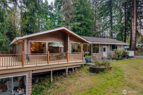 38205 183rd Ave Se, Auburn, WA, 98092-9570 | Card Image