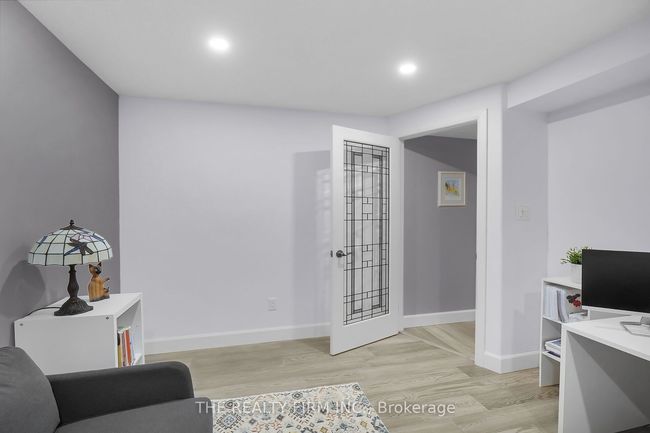 15 Mayapple Cres, House other with 5 bedrooms, 3 bathrooms and 4 parking in Ilderton ON | Image 34