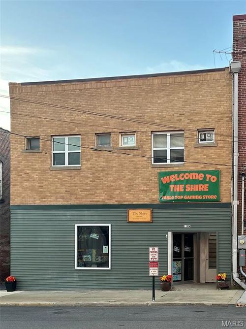 118 W Main St, Greenville, IL, 62246-1735 | Card Image