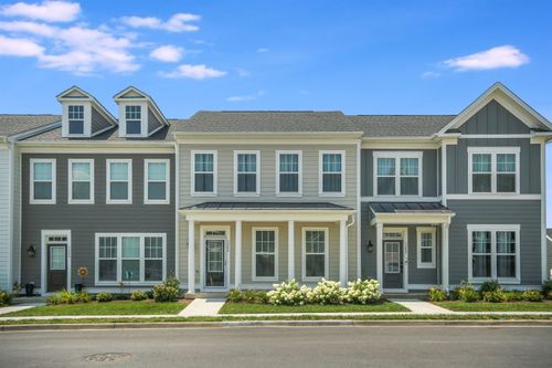 3284 Charleston Blvd, Rockingham, VA, 22801-3590 | Card Image