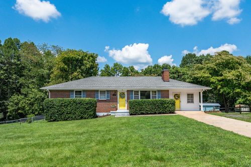7128 Meadowbrook Rd, Lynchburg, VA, 24502-2056 | Card Image