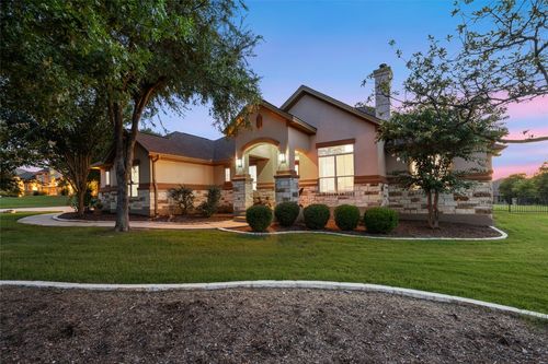 701 W Majestic Oak Ln, Georgetown, TX, 78633-2068 | Card Image