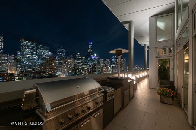 APT-1401 - 740 W Fulton St, Condo with 3 bedrooms, 3 bathrooms and 2 parking in CHICAGO IL | Image 12