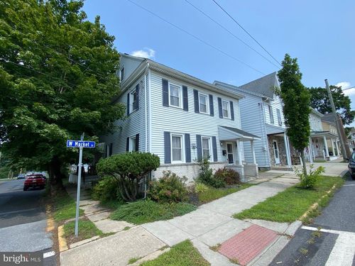 326 W Market St, ORWIGSBURG, PA, 17961-1812 | Card Image