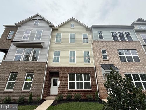 10106 Queens Way, MANASSAS, VA, 20110 | Card Image