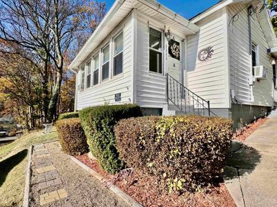 1111 Edgemont Terrace, House other with 2 bedrooms, 1 bathrooms and 2 parking in Fairmont WV | Image 2