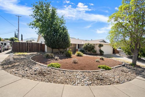 1297 Kansas Cir, Concord, CA, 94521-4613 | Card Image