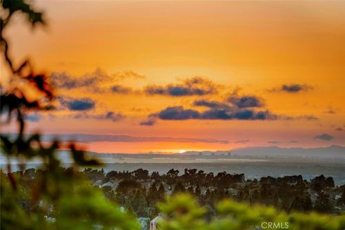 2 Agostino, Newport Coast, CA, 92657-1219 | Card Image
