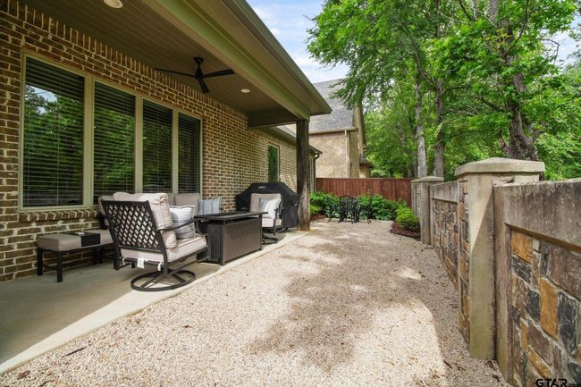7863 Cross Rd, House other with 3 bedrooms, 3 bathrooms and null parking in Tyler TX | Image 37
