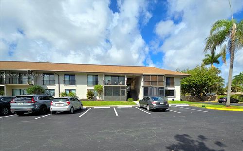 f2-5767 Washington St, Hollywood, FL, 33023 | Card Image